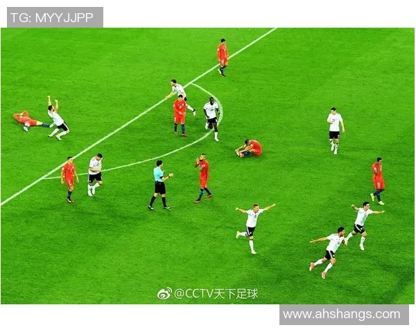 《回顾天下足球20年辉煌历程 精彩球星风采再现》