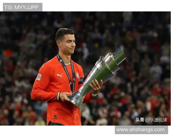 传统足球巨星荣耀再现 盘点那些改变历史的传奇球员 传统足球巨星荣耀再现 盘点那些改变历史的传奇球员