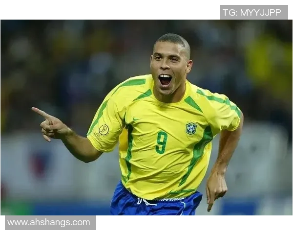 全球足球巨星榜单盘点 谁才是足坛无可争议的传奇球员