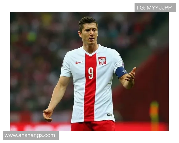 波兰历史传奇足球巨星的辉煌时刻与国家荣誉传承 波兰历史传奇足球巨星的辉煌时刻与国家荣誉传承