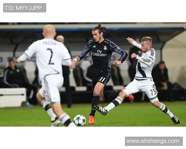 皇马足球明星崛起儿童球员的背后故事与成长历程